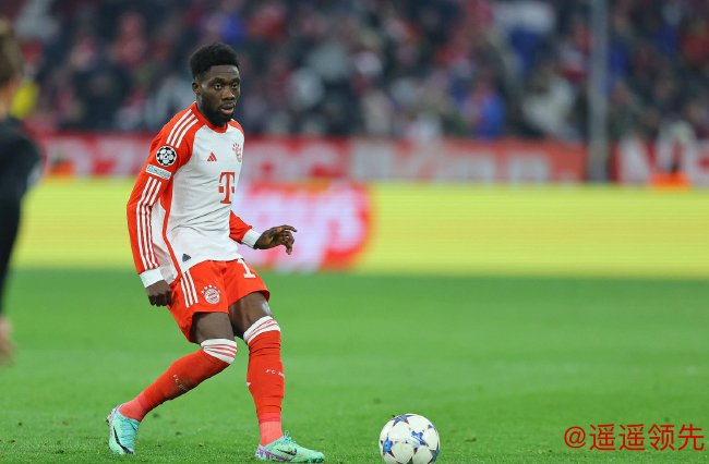 拜仁与阿方索续约5年 2000万签字费+1500万年薪