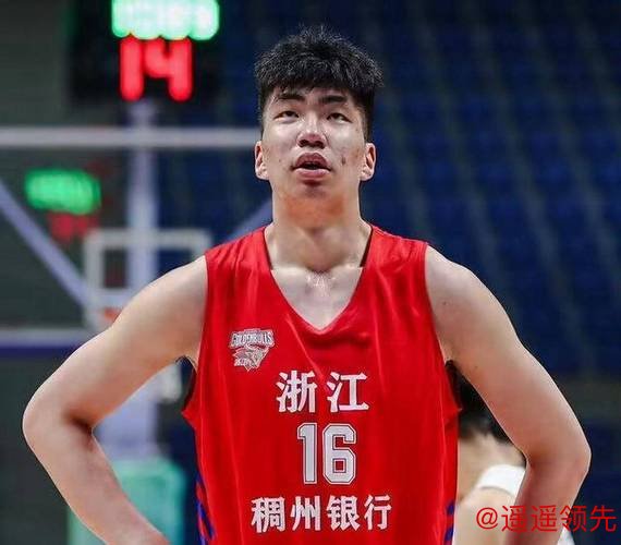 开云体育下载 余嘉豪17+12吴前15分 浙江大胜上海3-2进四强