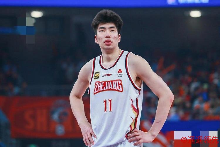 余嘉豪17+12吴前15分 浙江大胜上海3-2进四强