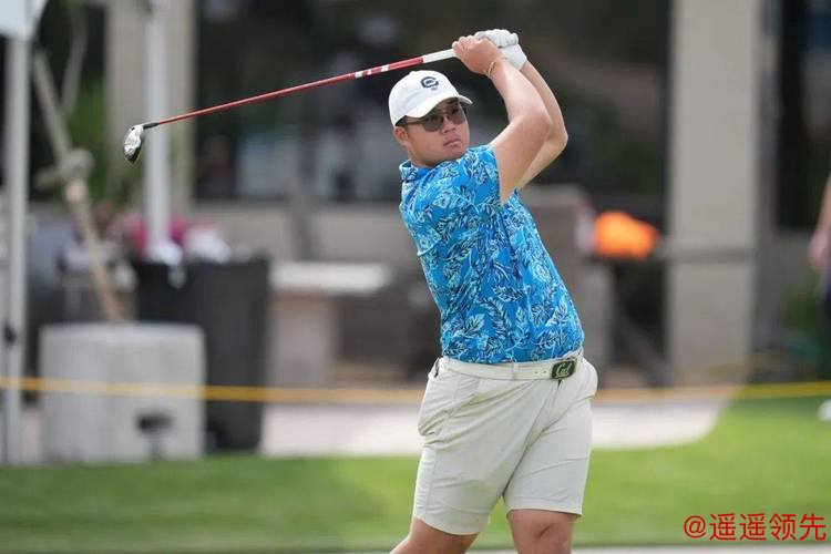 汤普森领跑亚巡PIF沙特公开赛第二轮 郑蕴和T19
