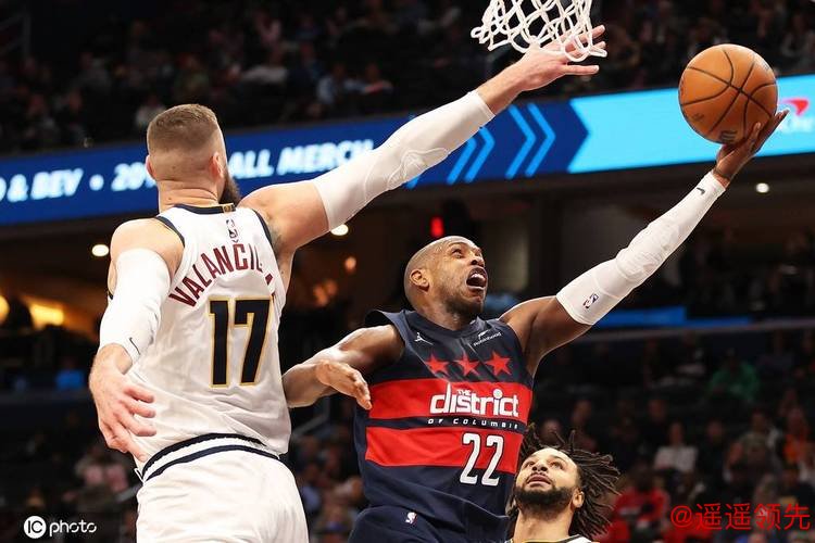 沃特森35分创生涯新高瓦兰复出16+9 掘金胜奇才