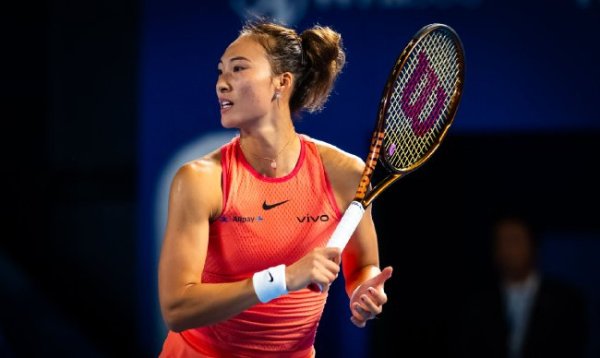 开云体育线上 东京站郑钦文连续2场送蛋 2-1费尔南德斯跻身4强